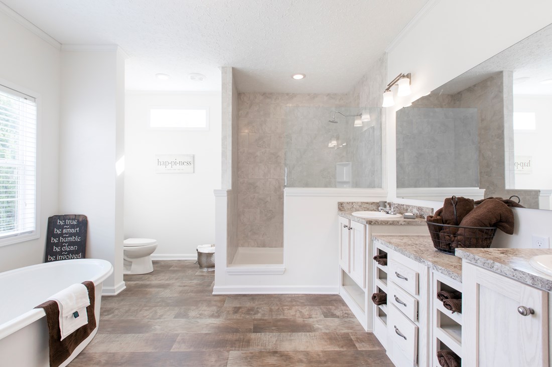 The 3558 JAMESTOWN Primary Bathroom. This Manufactured Mobile Home features 3 bedrooms and 2 baths.